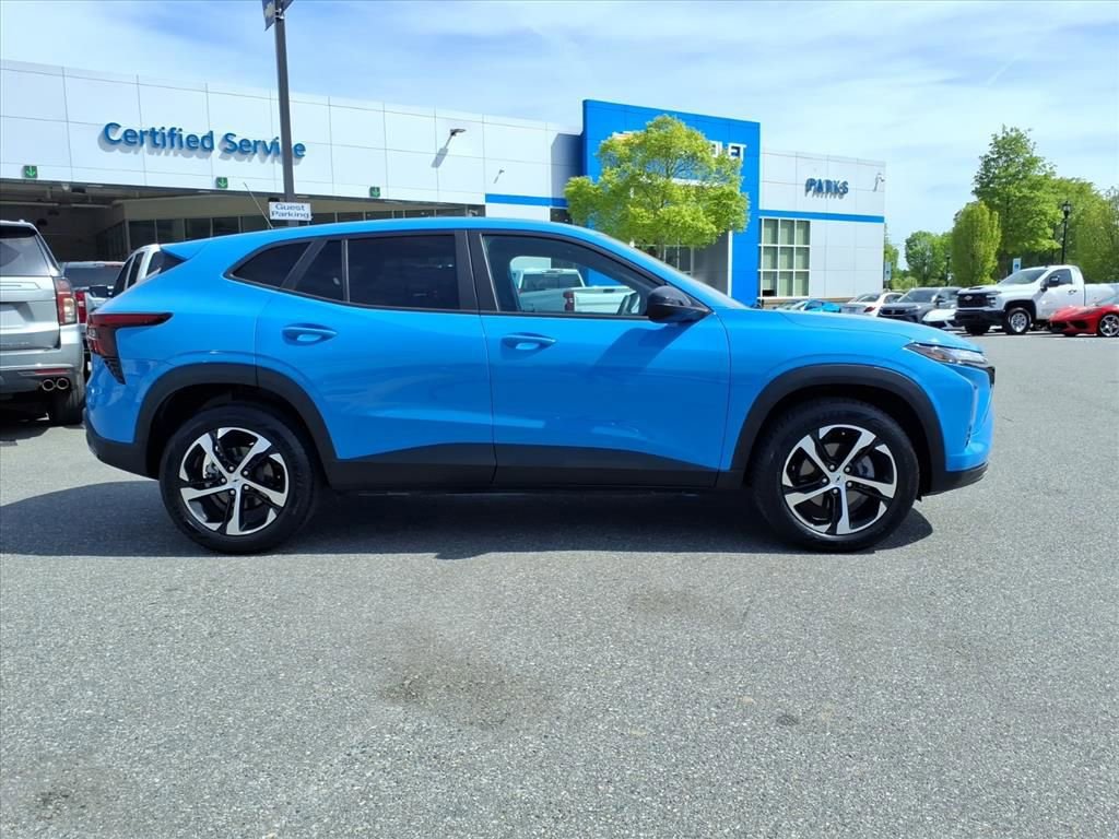 Certified 2024 Chevrolet Trax RS w/ Sunroof Package image 31