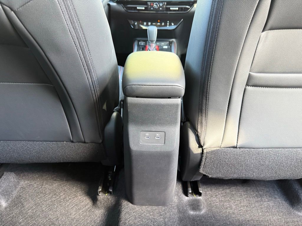 New 2026 Nissan Kicks SR w/ SR Premium Package image 24