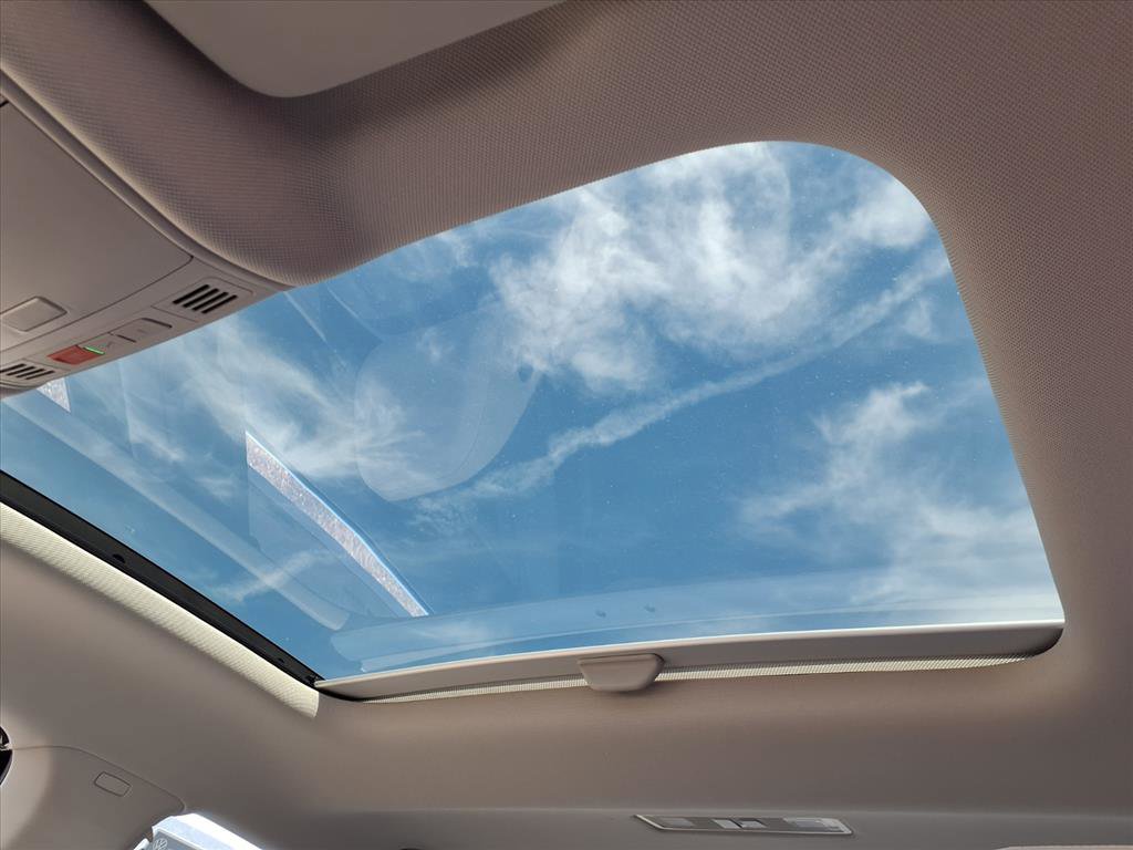 New 2025 Volkswagen Jetta SE image 18