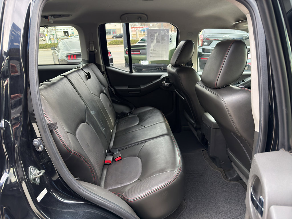 Used 2012 Nissan Xterra PRO-4X w/ Pro-4x Leather Pkg image 10