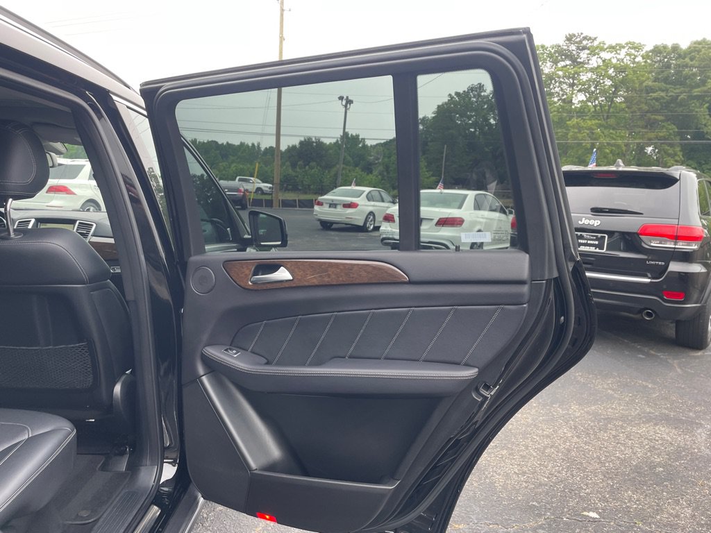 Used 2016 Mercedes-Benz GL 450 4MATIC image 20