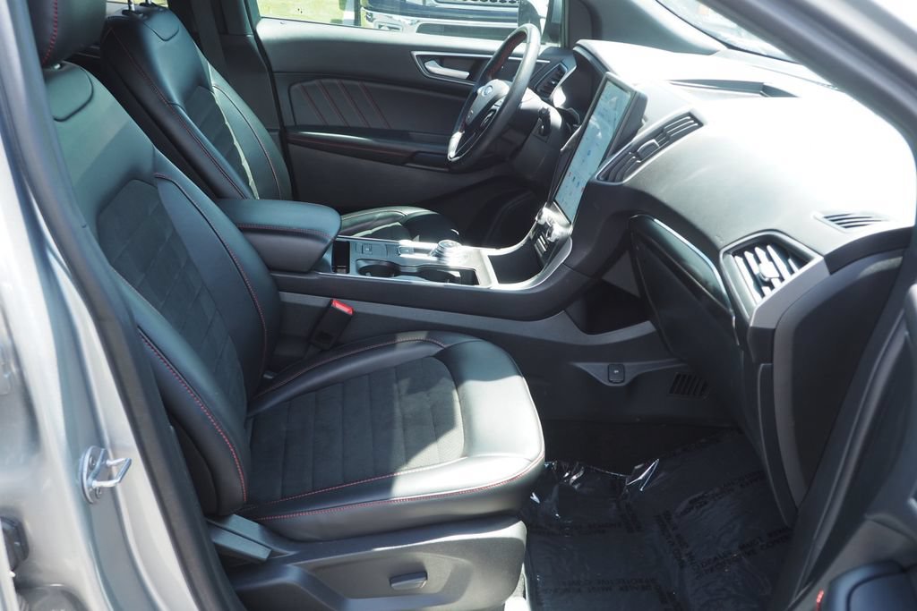 Used 2024 Ford Edge ST-Line AWD/4WD image 23