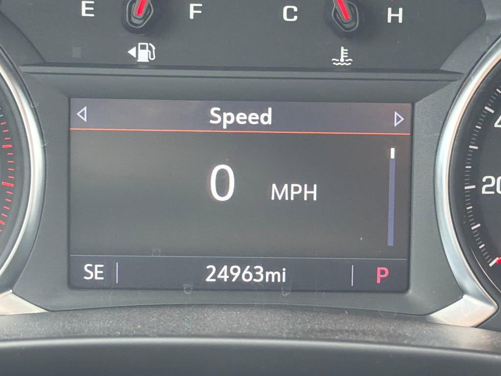 Used 2025 Chevrolet Blazer LT FWD image 21