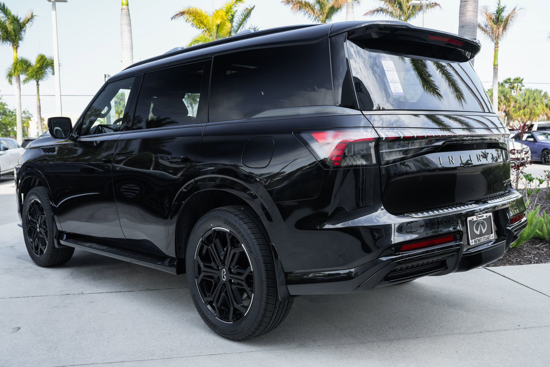 New 2026 INFINITI QX80 4WD w/ Sport Exterior Package image 22