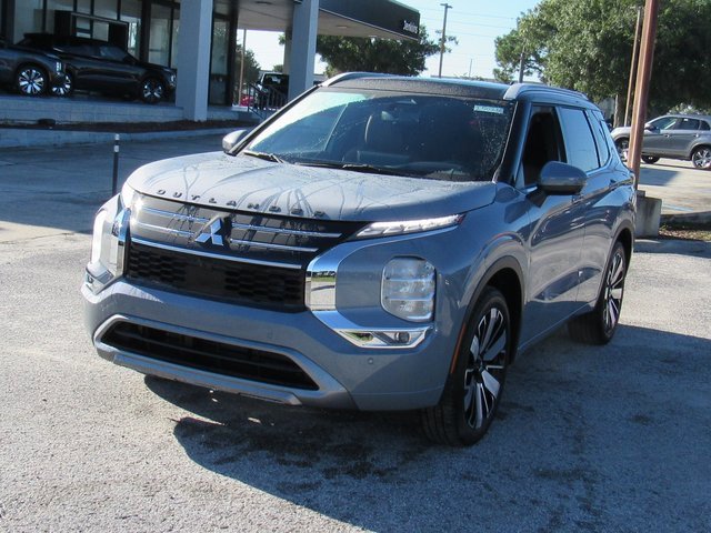 New 2025 Mitsubishi Outlander SEL image 6