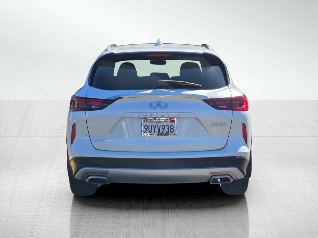 Certified 2025 INFINITI QX50 Luxe AWD/4WD image 5