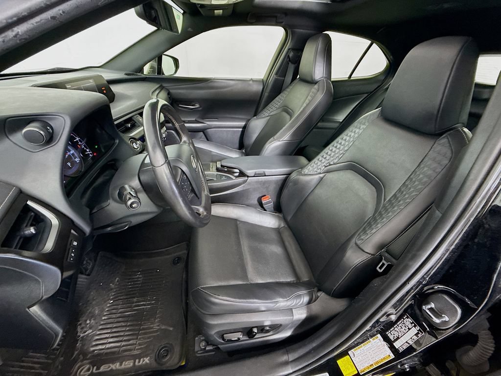 Used 2020 Lexus UX 200 w/ Premium Package FWD image 20