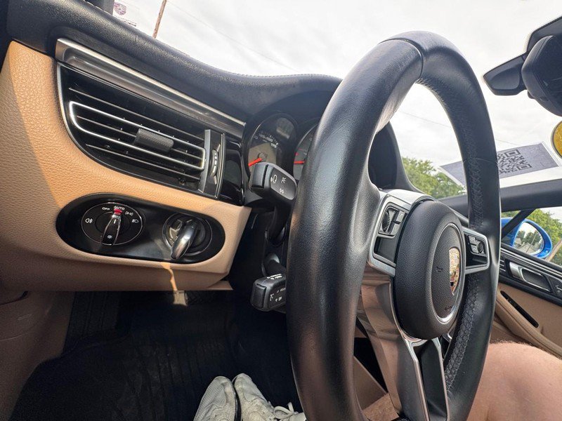 Used 2020 Porsche Macan S AWD/4WD image 22