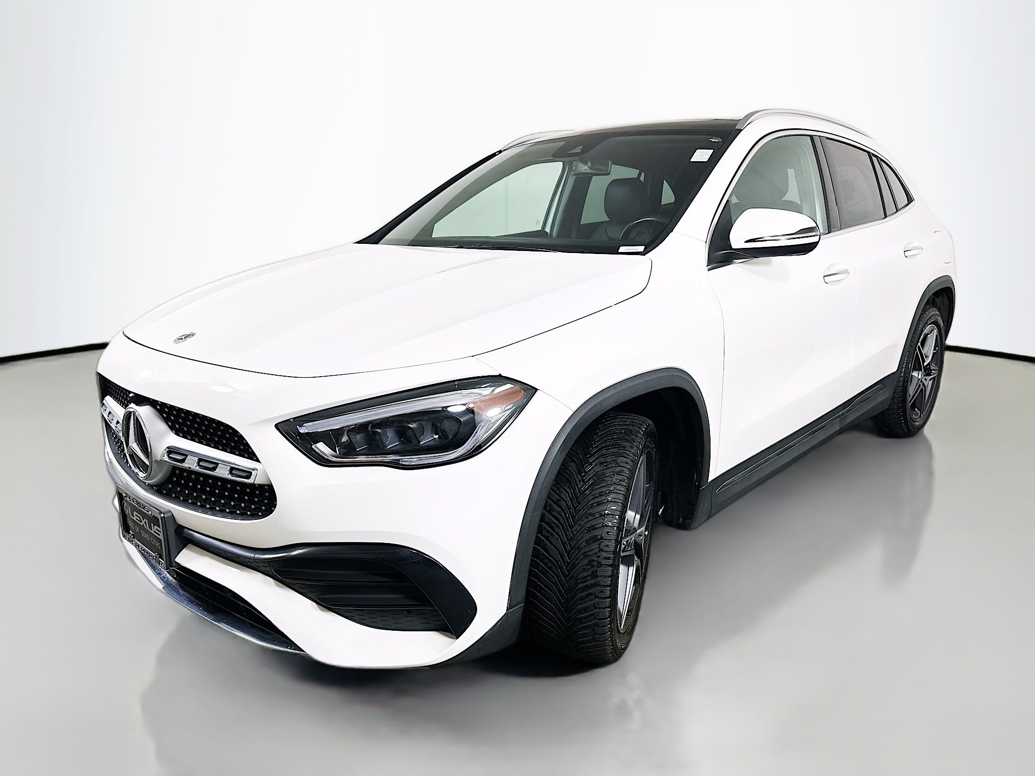 Used 2022 Mercedes-Benz GLA 250 4MATIC image 3