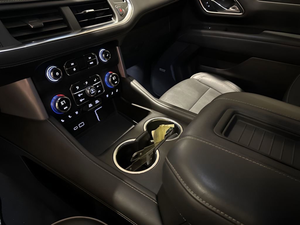 Used 2023 GMC Yukon SLT image 38