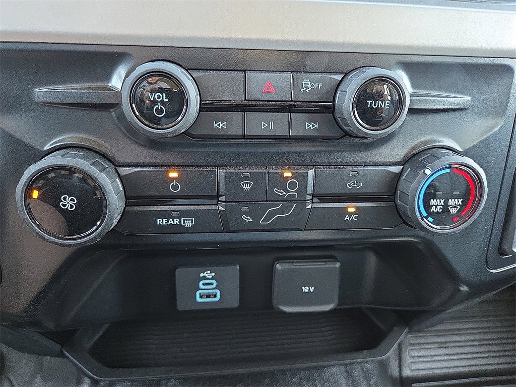 New 2025 Ford F350 XL w/ XL Chrome Package image 17