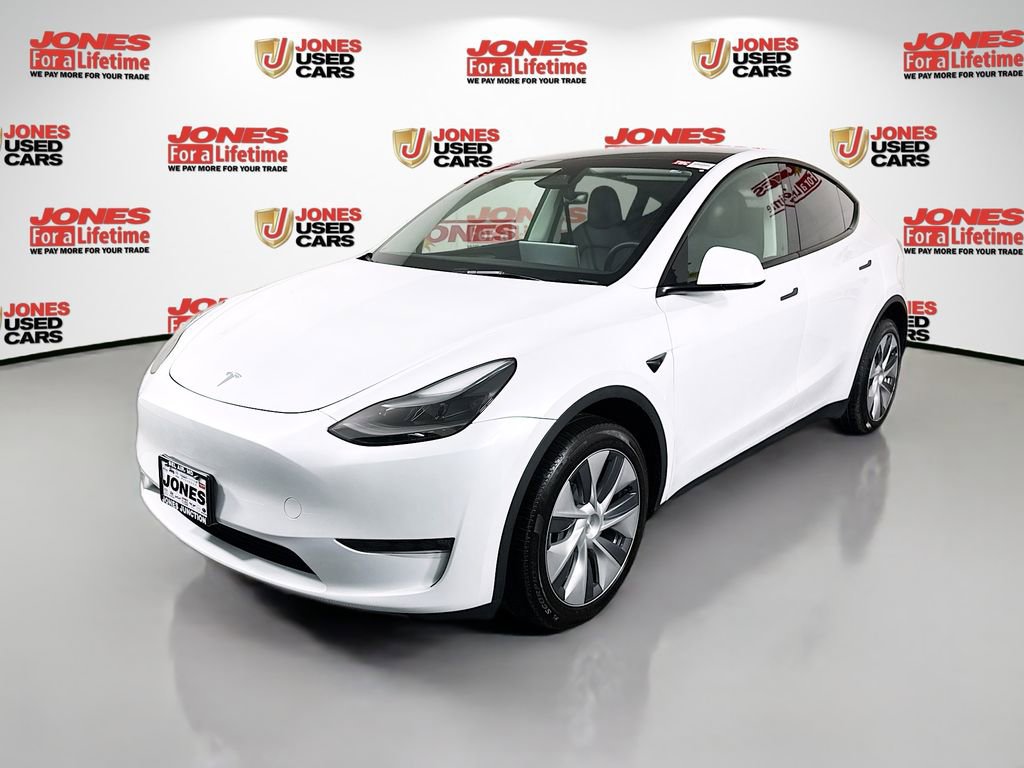 Used 2024 Tesla Model Y Long Range image 13