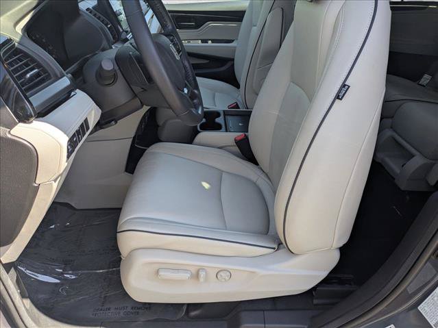 Used 2025 Honda Odyssey Touring image 17