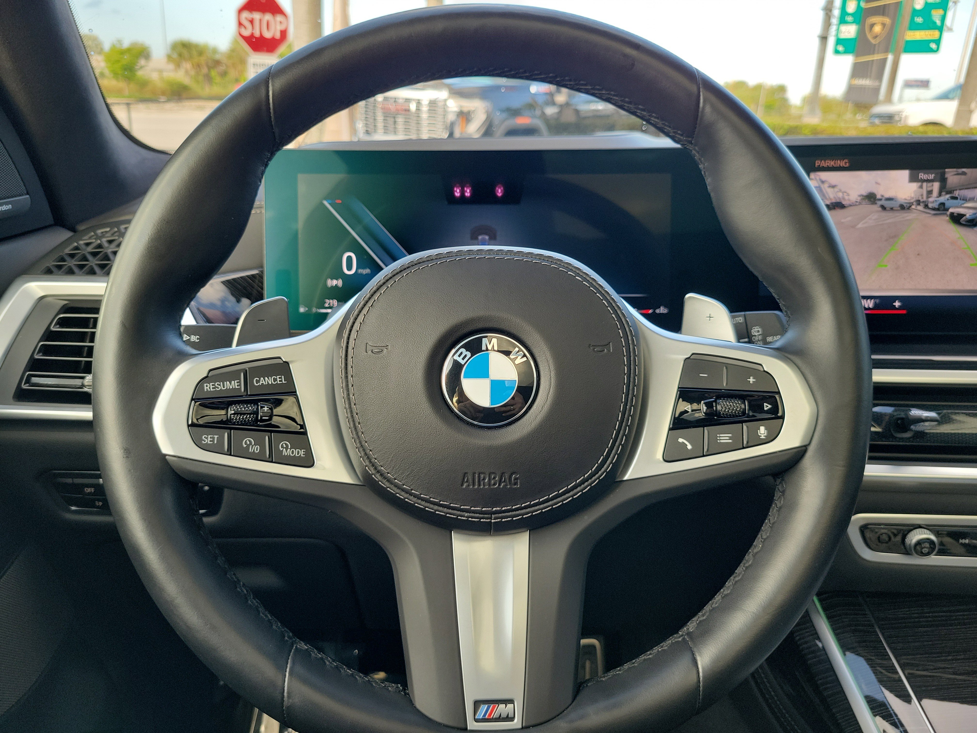 Used 2023 BMW X7 xDrive40i w/ M Sport Package AWD/4WD image 21