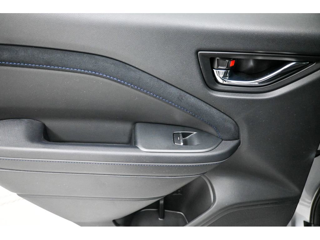 Used 2025 Subaru Forester Limited image 11