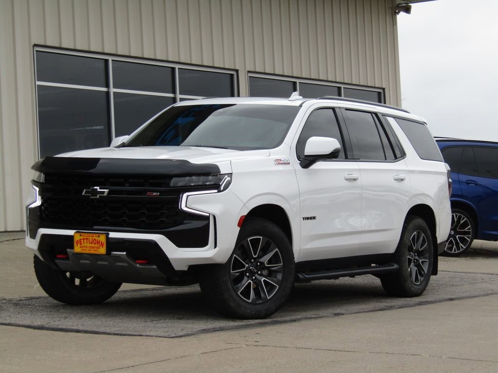 Used 2023 Chevrolet Tahoe Z71 w/ Luxury Package AWD/4WD image 12