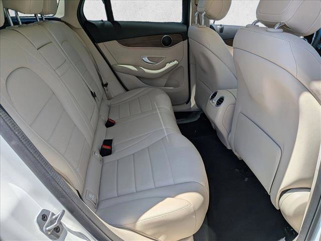 Used 2022 Mercedes-Benz GLC 300 4MATIC image 21