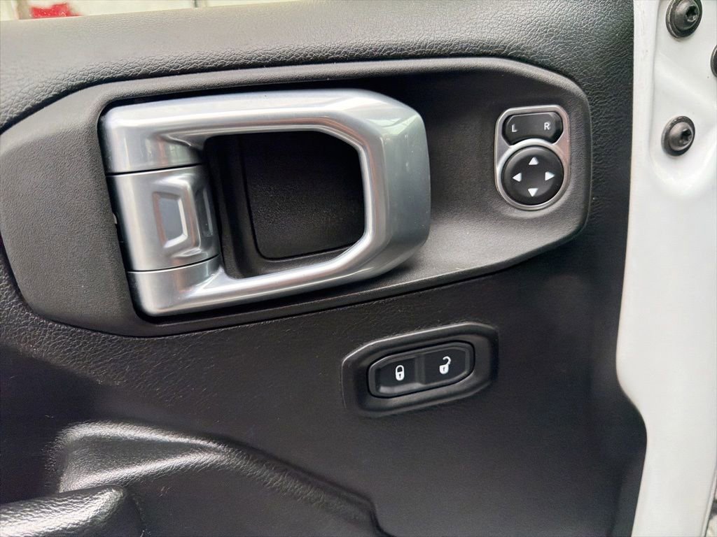 Used 2022 Jeep Gladiator Sport AWD/4WD image 31