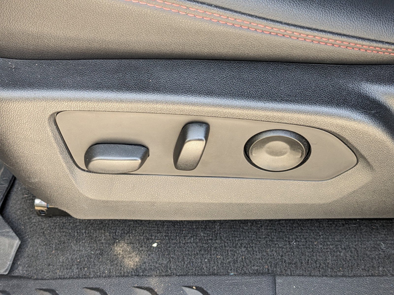 Certified 2023 Chevrolet Colorado Z71 w/ Z71 Convenience Package 2 image 18