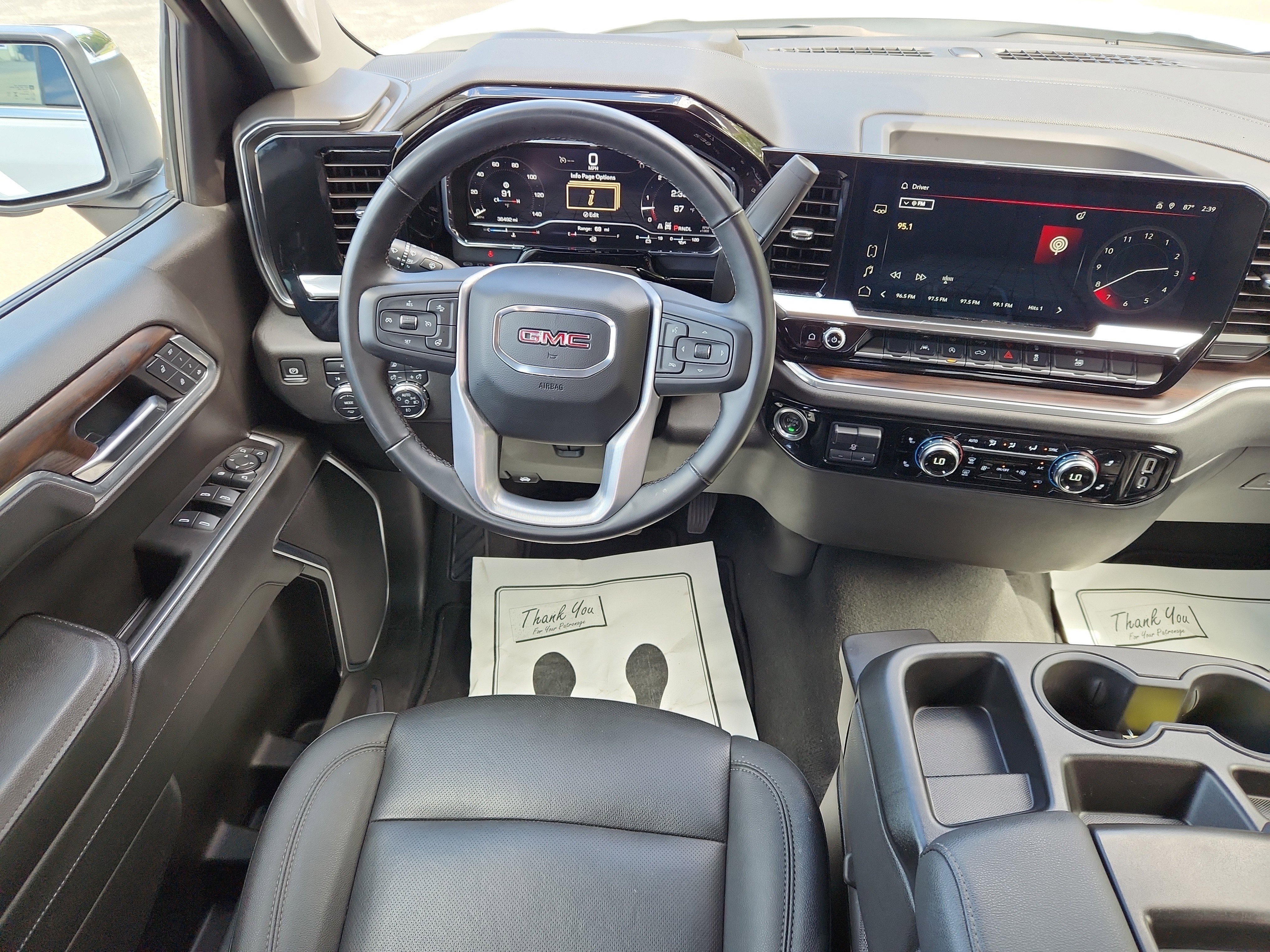 Used 2025 GMC Sierra 1500 SLT image 34