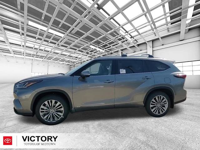 Used 2025 Toyota Highlander Platinum image 6