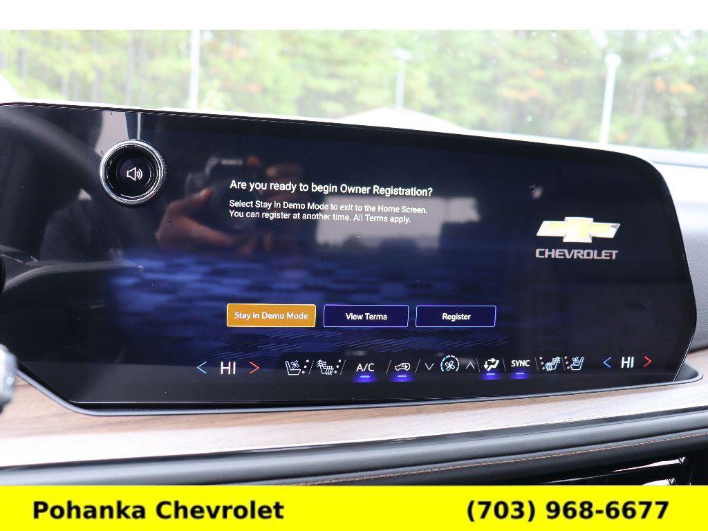 New 2026 Chevrolet Suburban High Country image 14