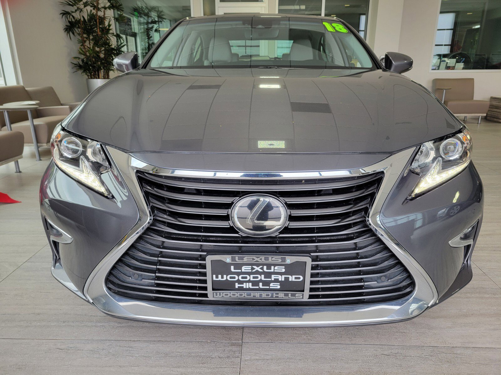 Used 2018 Lexus ES 350 w/ Navigation System Package FWD image 9