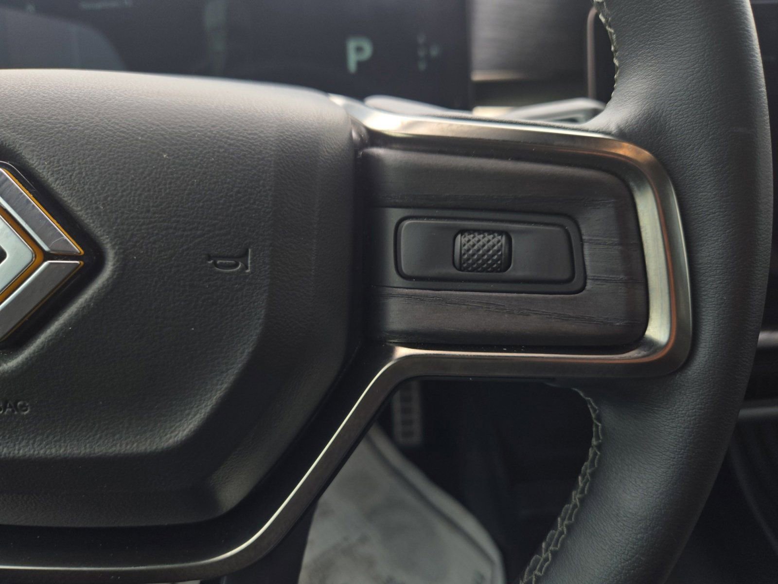 Used 2022 Rivian R1T Adventure AWD/4WD image 16