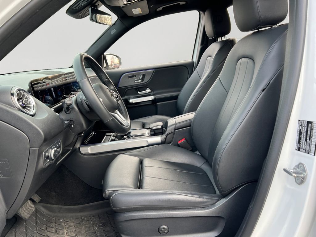 Used 2022 Mercedes-Benz GLB 250 4MATIC image 15