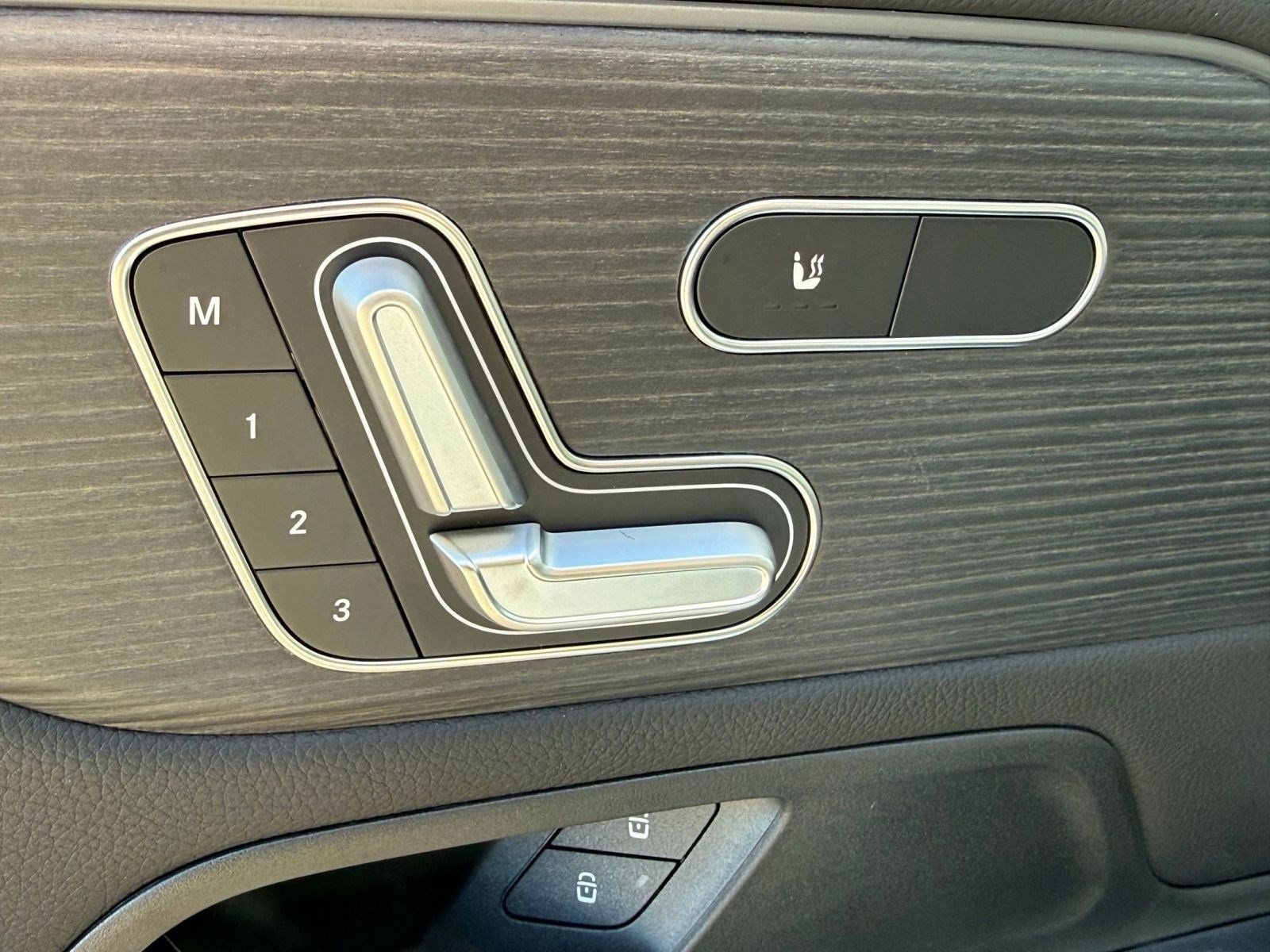 New 2026 Mercedes-Benz GLB 250 4MATIC image 22