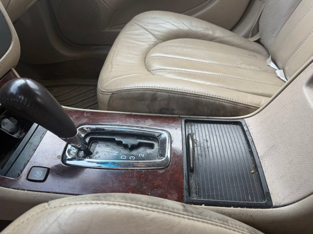 Used 2007 Buick Lucerne CXL FWD image 19