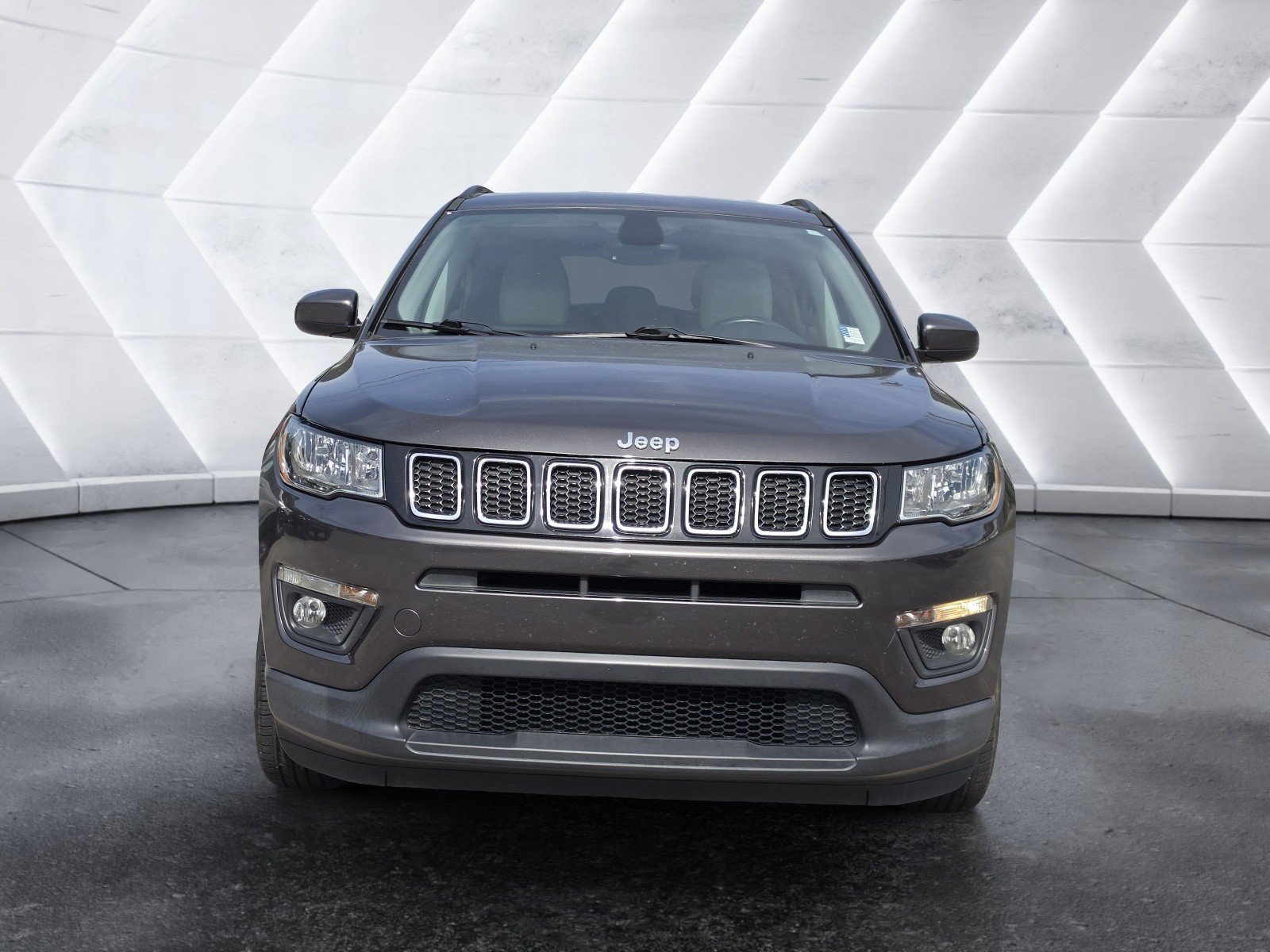 Used 2018 Jeep Compass Latitude w/ Popular Equipment Group image 7