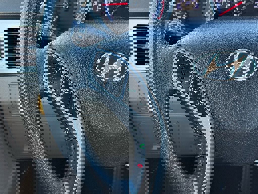 Used 2016 Hyundai Elantra GT image 20