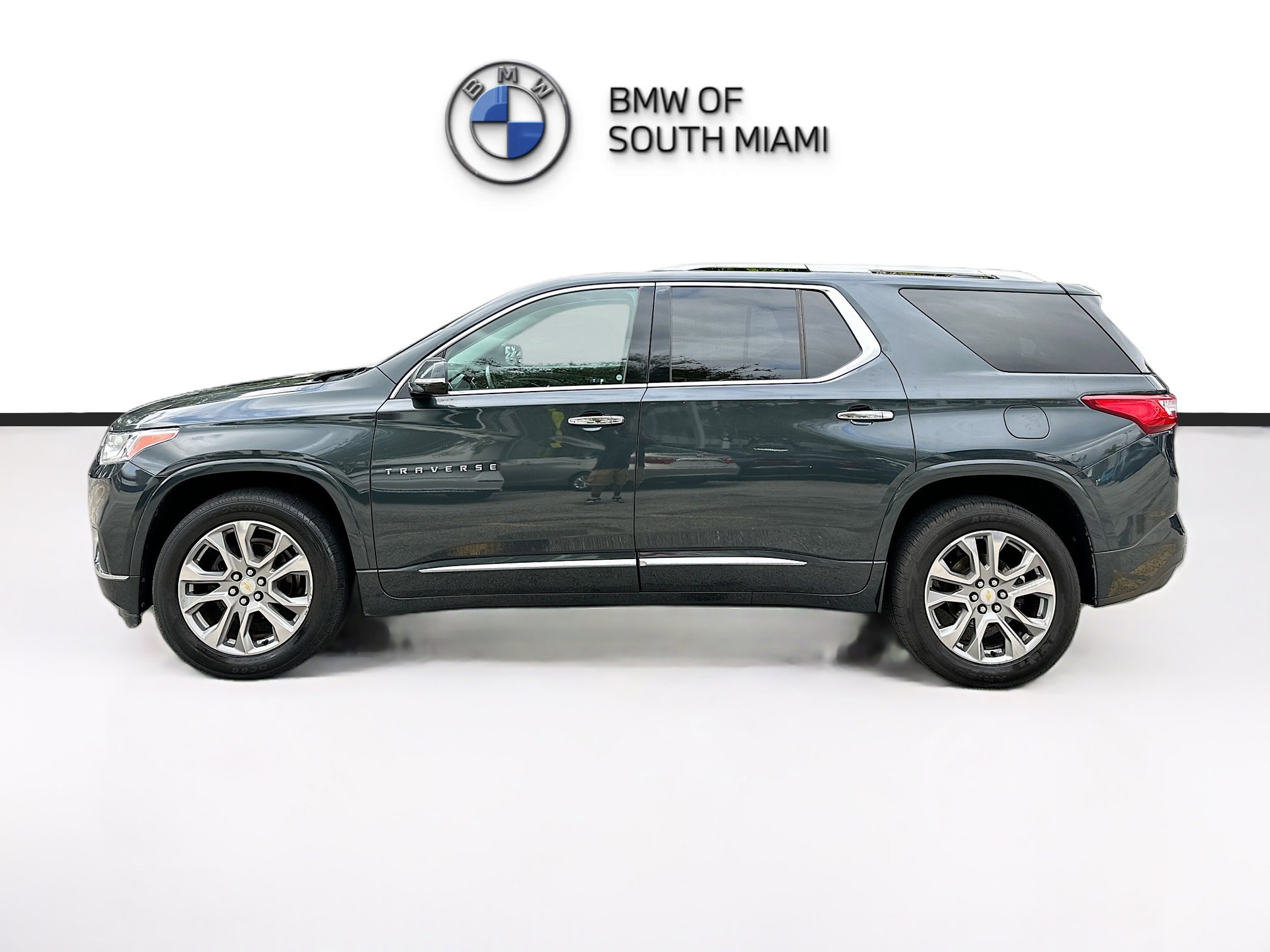 Used 2019 Chevrolet Traverse Premier w/ Driver Confidence II Package image 4