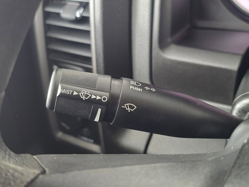 Used 2018 RAM 3500 Tradesman w/ Chrome Appearance Group image 23