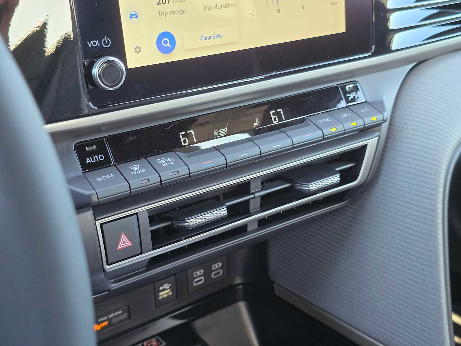 Certified 2025 Toyota Camry SE image 30