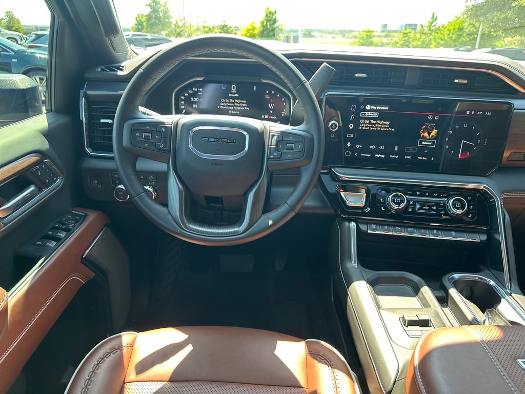 Used 2026 GMC Sierra 2500 Denali Ultimate AWD/4WD image 32