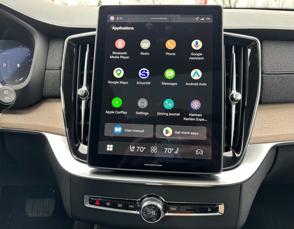 Certified 2026 Volvo XC90 B6 Plus w/ Protection Package Premier image 11