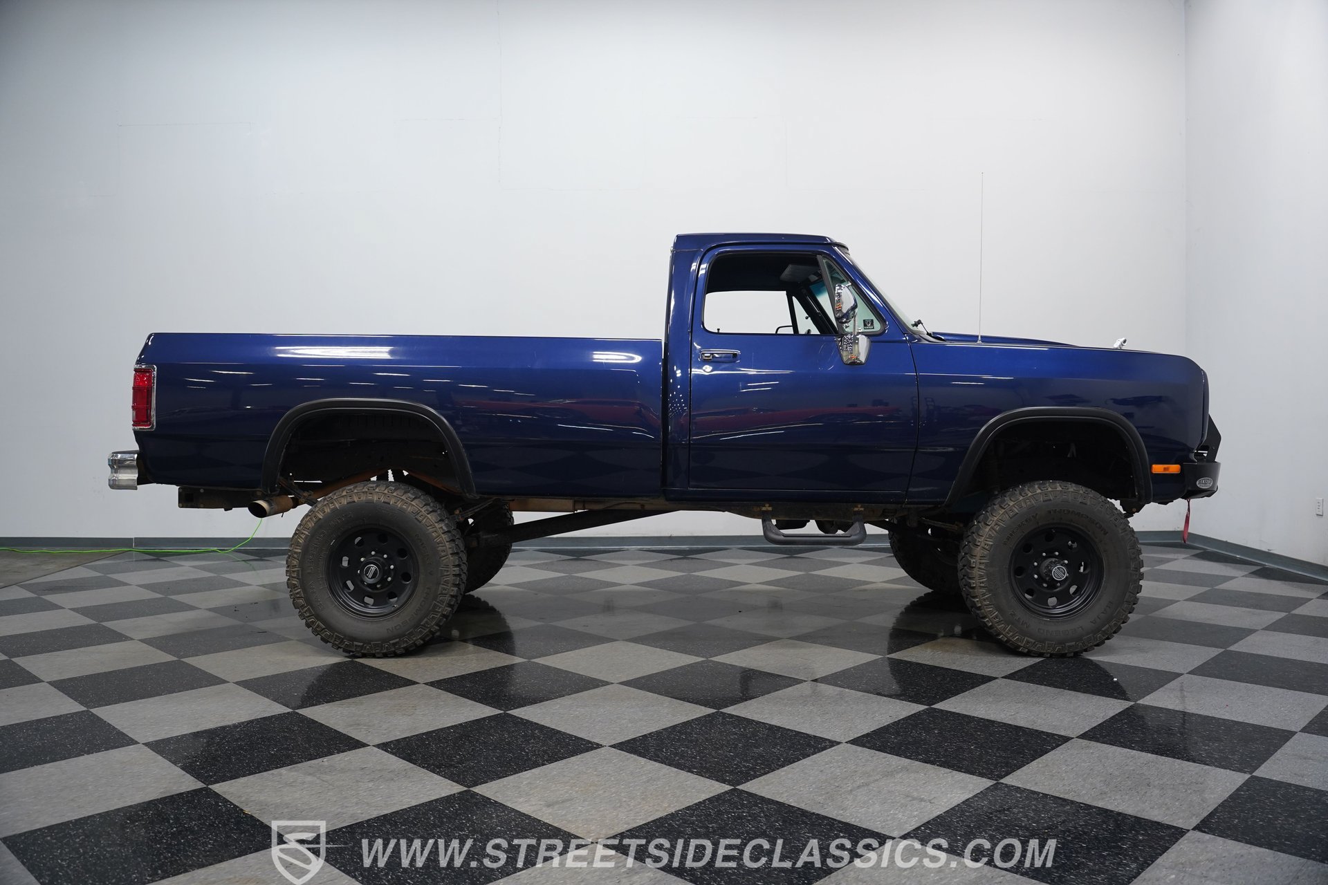 Used 1988 Dodge D/W Truck 250 AWD/4WD image 15
