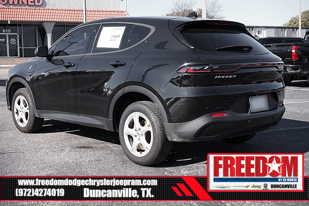 Used 2023 Dodge Hornet GT Plus image 3