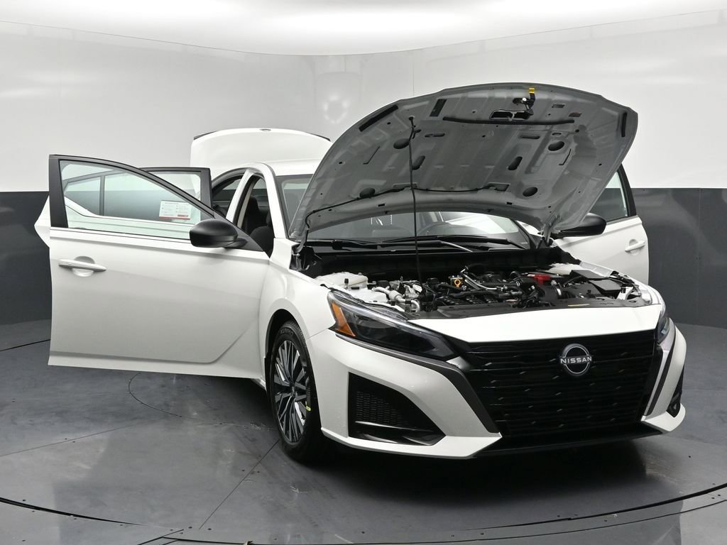 New 2026 Nissan Altima 2.5 SV FWD image 34
