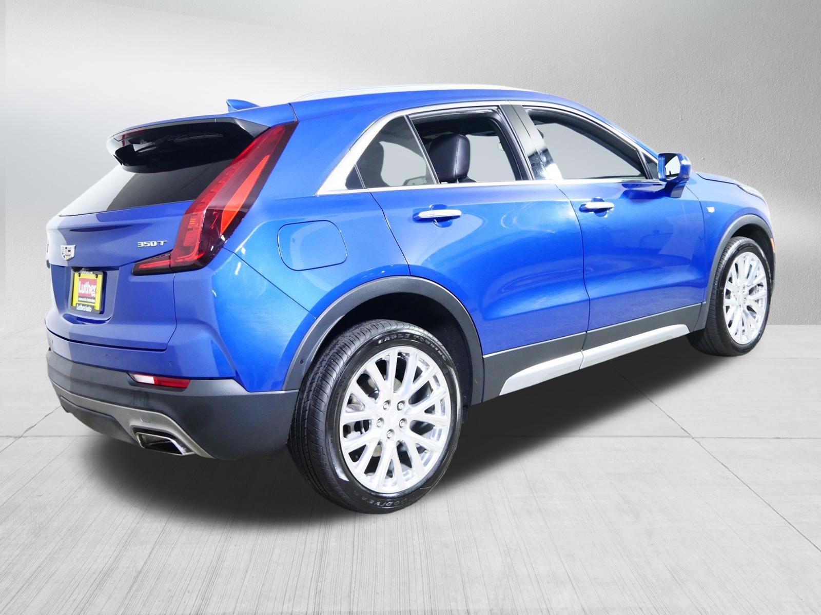 Used 2021 Cadillac XT4 Premium Luxury image 7