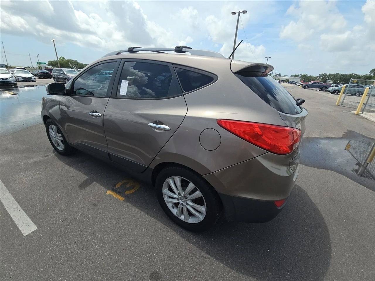 Used 2013 Hyundai Tucson Limited FWD image 5