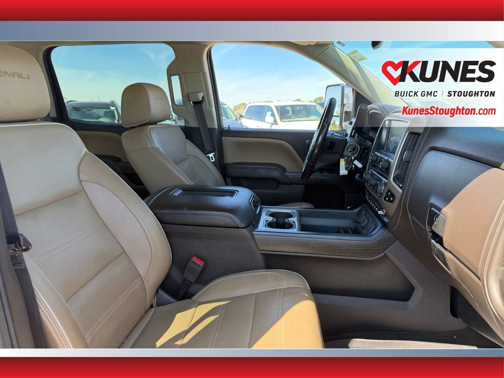 Used 2018 GMC Sierra 1500 Denali w/ Denali Ultimate Package AWD/4WD image 39