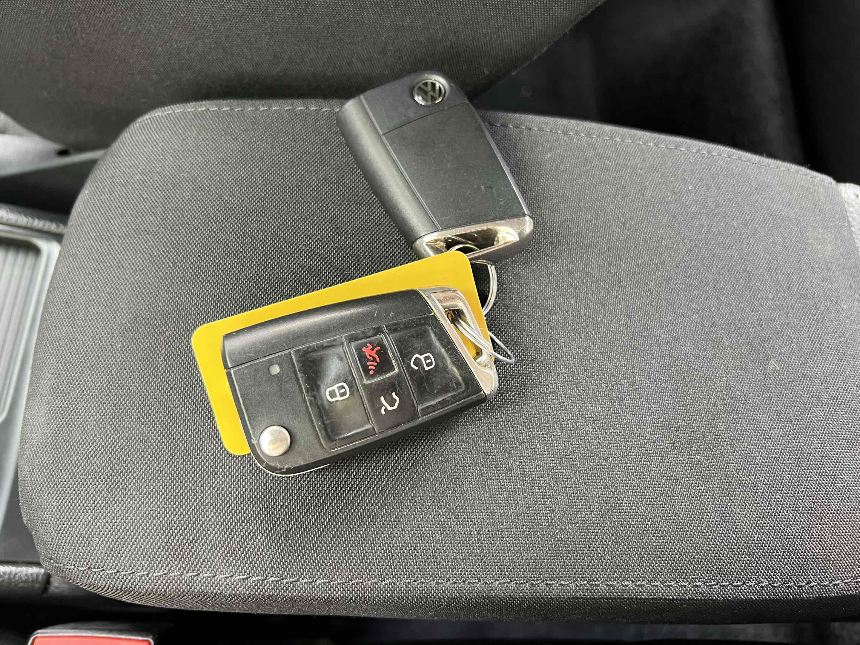 Used 2019 Volkswagen e-Golf SE w/ Driver Assistance Package image 9