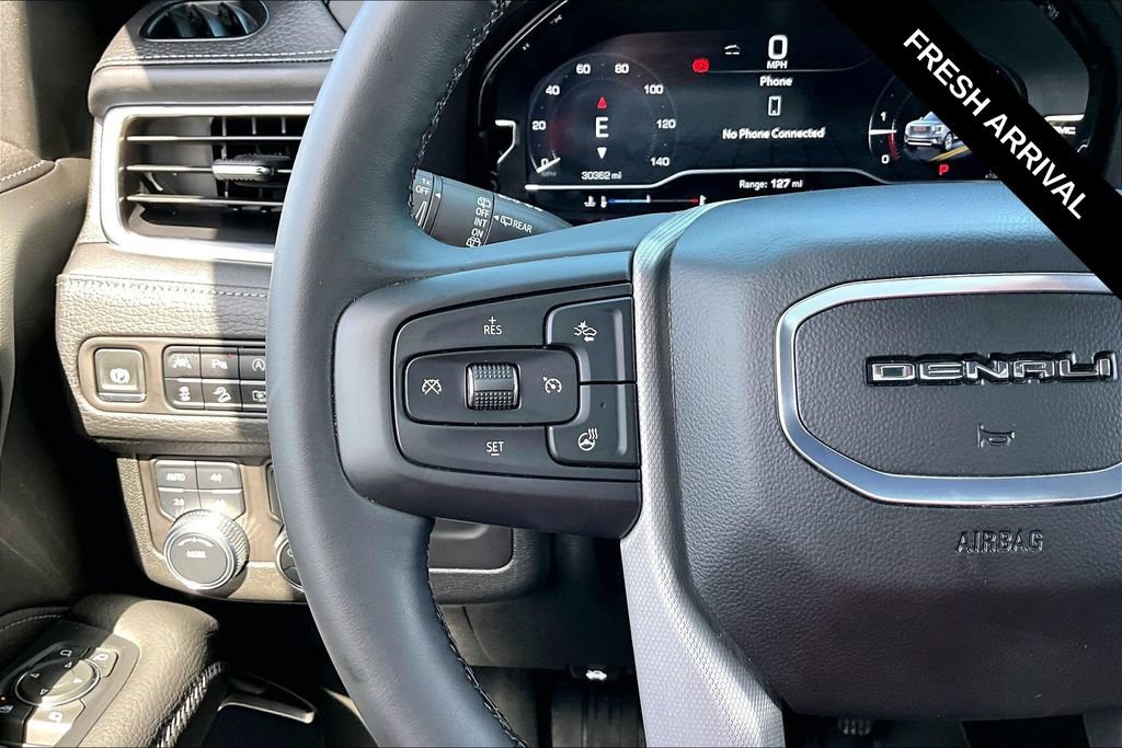 Used 2024 GMC Yukon Denali AWD/4WD image 13