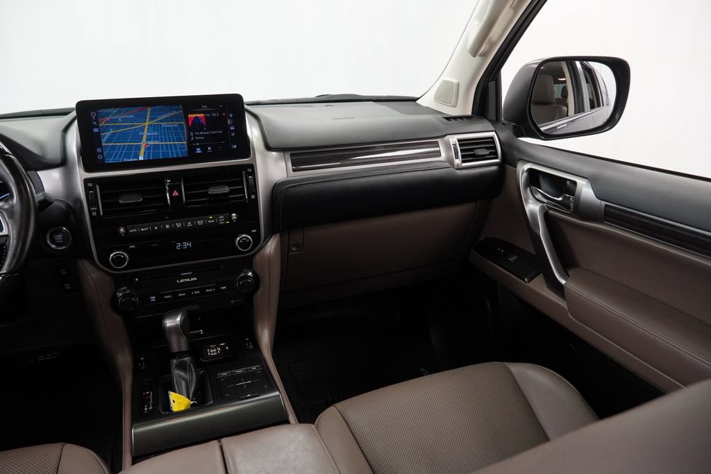 Used 2022 Lexus GX 460 Premium w/ Premium Plus Package AWD/4WD image 19