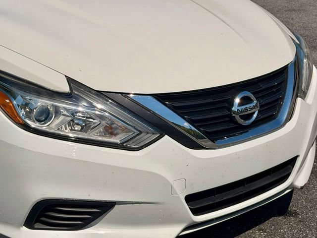 Used 2018 Nissan Altima 2.5 S FWD image 14
