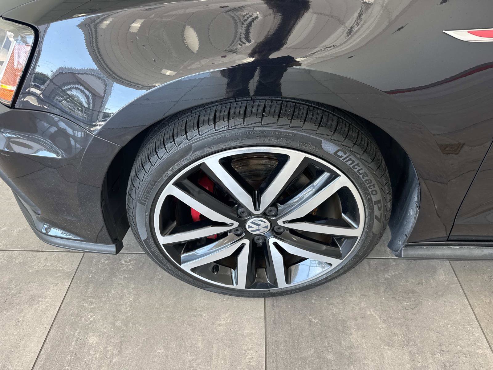 Used 2018 Volkswagen Jetta GLI FWD image 10