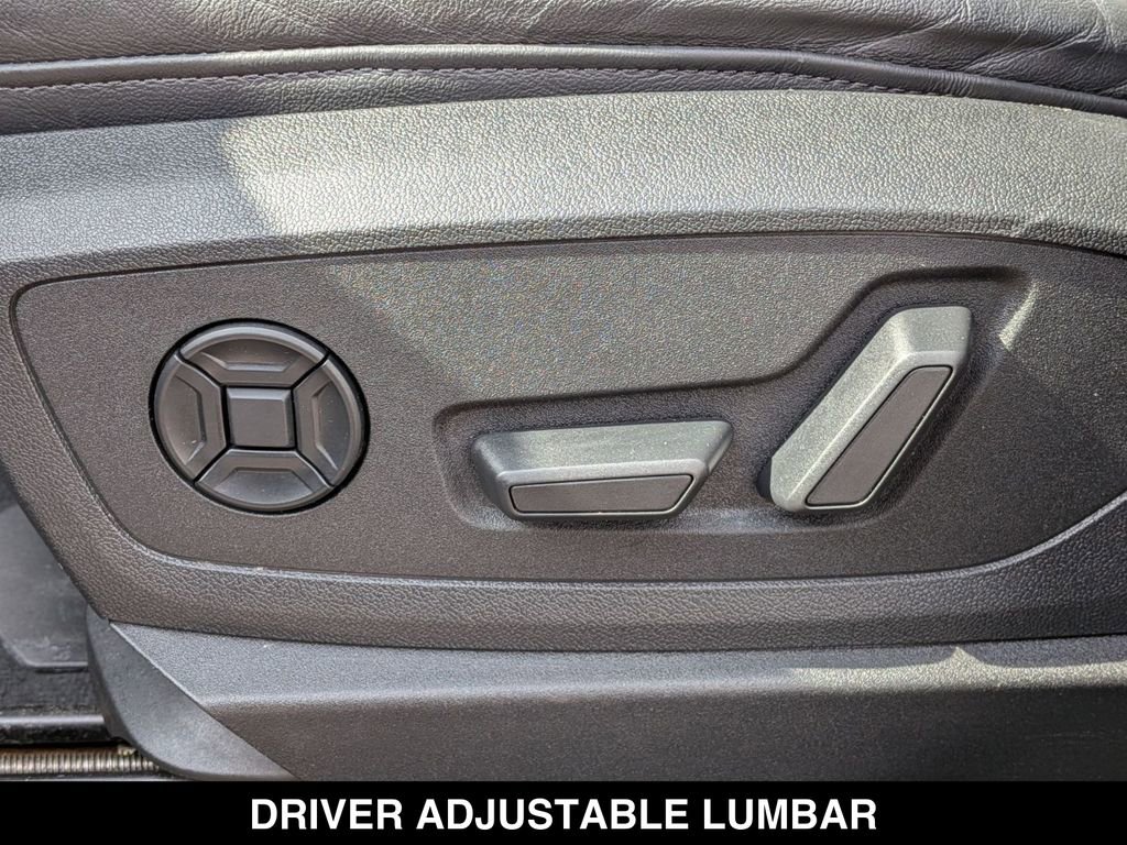 Used 2022 Audi e-tron Premium Plus w/ Premium Plus Package image 22